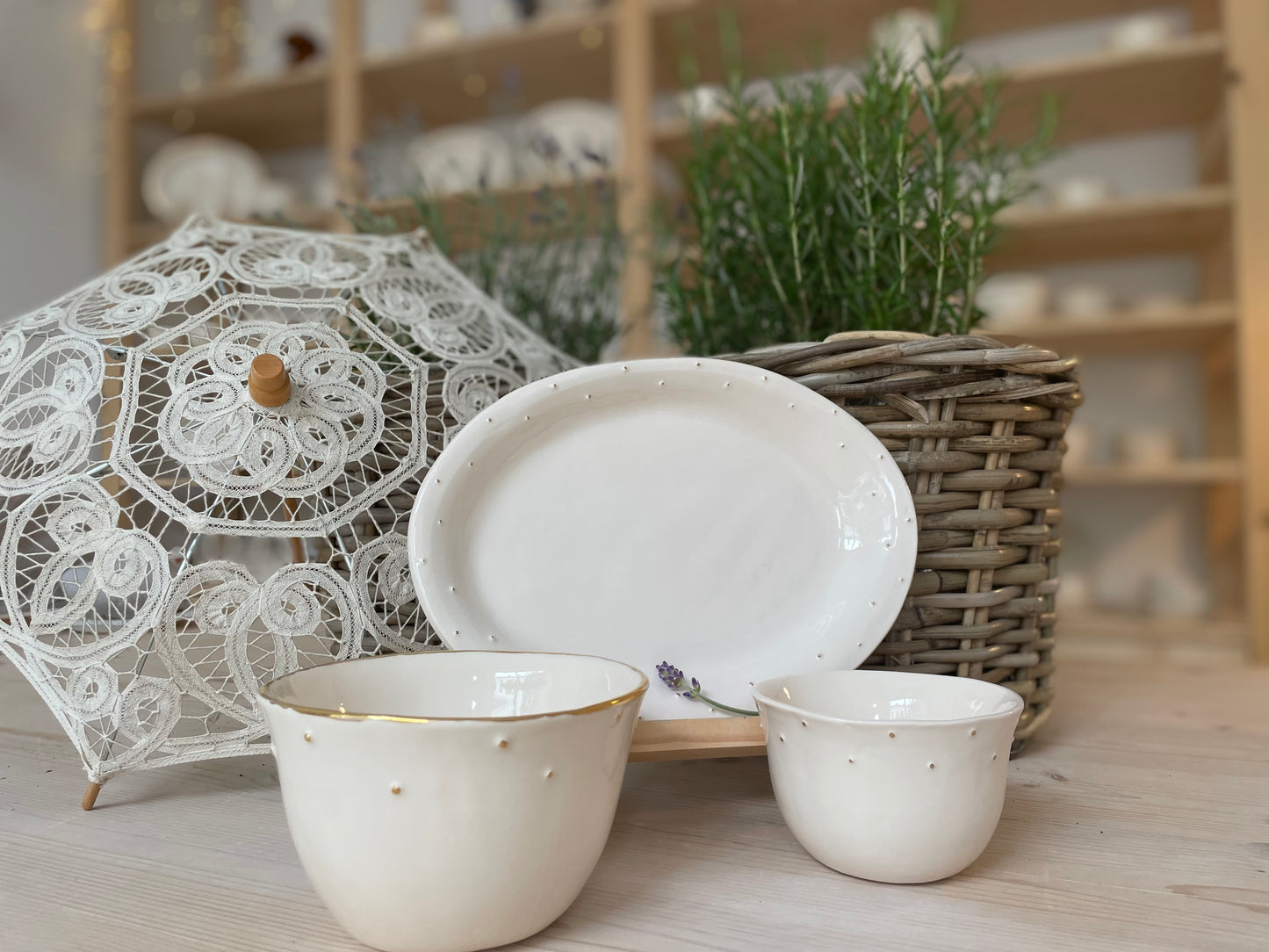 Collection Baronesse Morning set Cup, Big Bowl and Oval Plate with golden dots