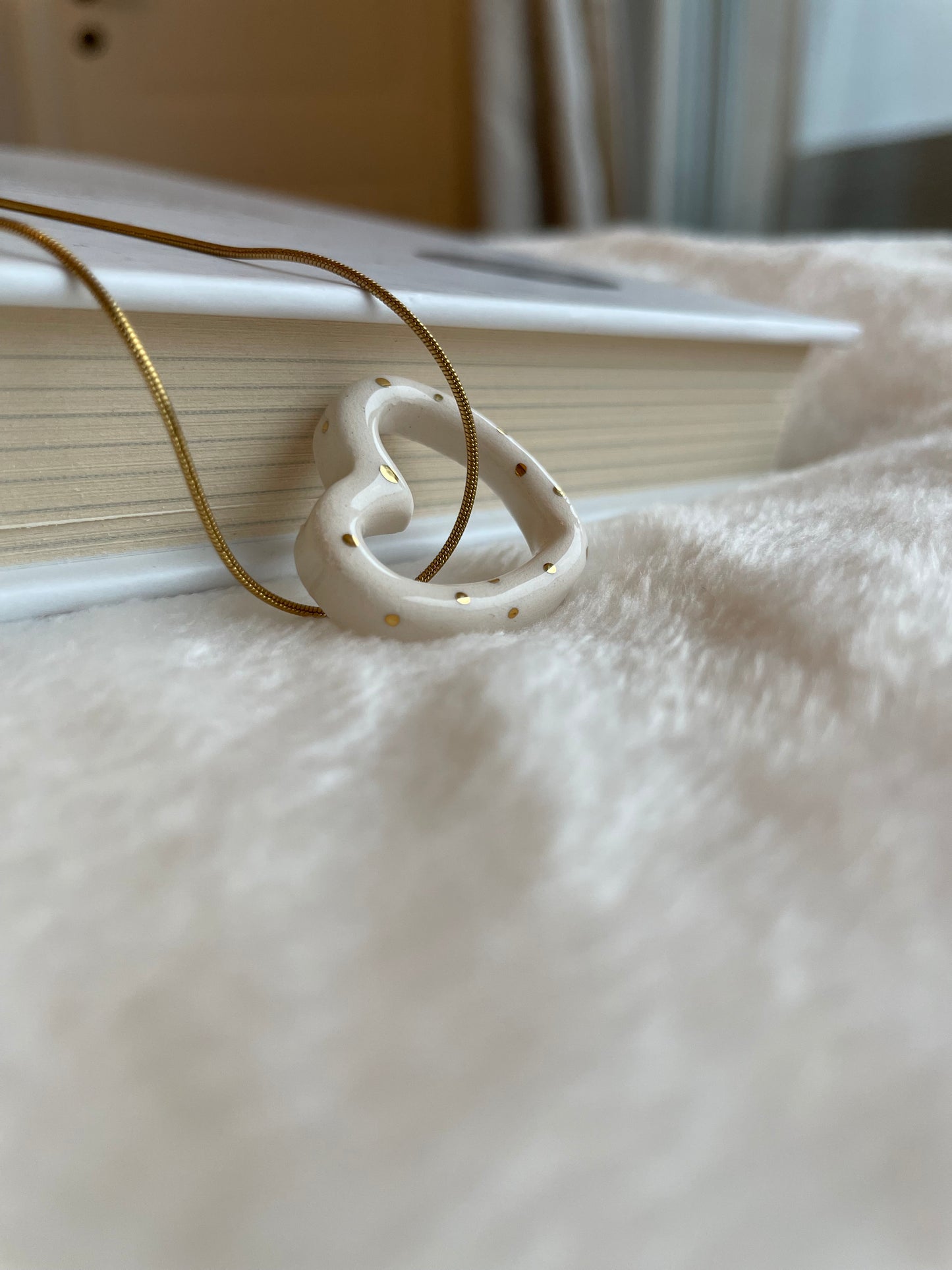 Nežna verižica z obeskom srce